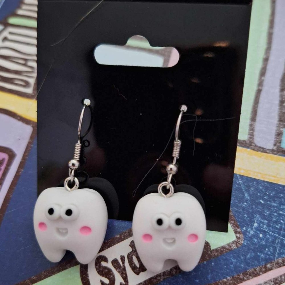 Teeth earrings